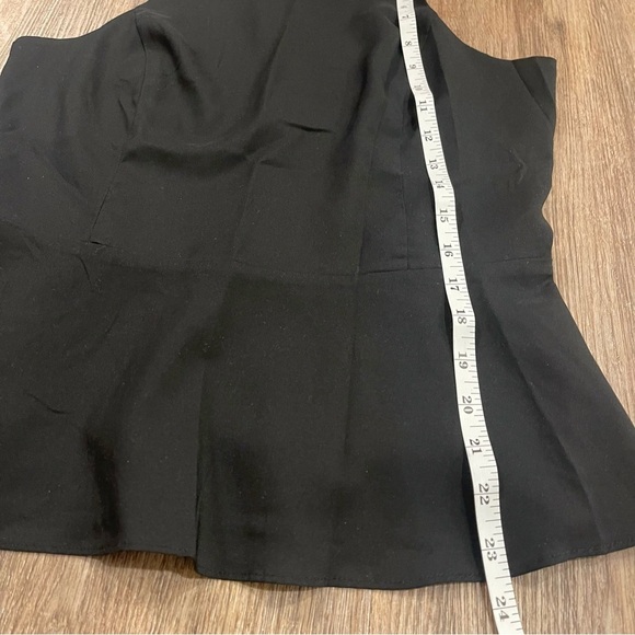 Express Blouse Women’s Small Black Peplum Sleeveless Basic Minimalist Clean Girl - Picture 5 of 6